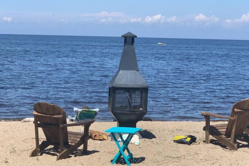 Maison Sur Le Lac Desbiens エクステリア 写真
